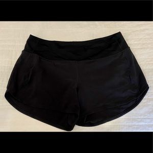 Lululemon speed up 4” shorts m. Black. Size 10